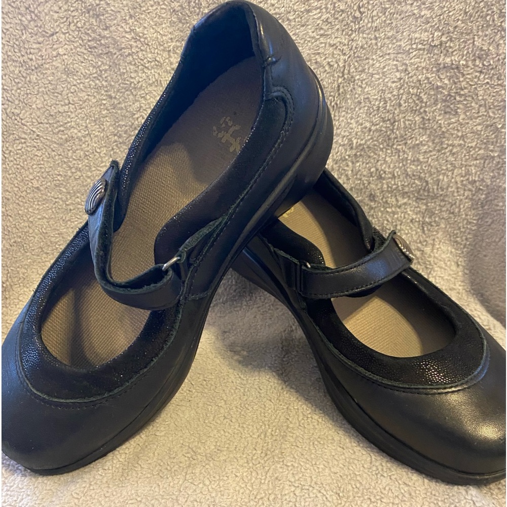 Women’s SAS Black Mary Jane Size 7.5